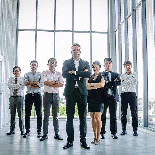 Consultoría en gobernanza corporativa en Sunbelt Centro América: Regulamos responsabilidades de gobernar y dirigir para asegurar crecimiento sostenible, reducir riesgos y fortalecer relaciones entre accionistas y familia.